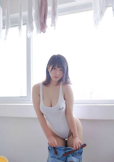 欧美电影钢琴教师_4K高清免费观看